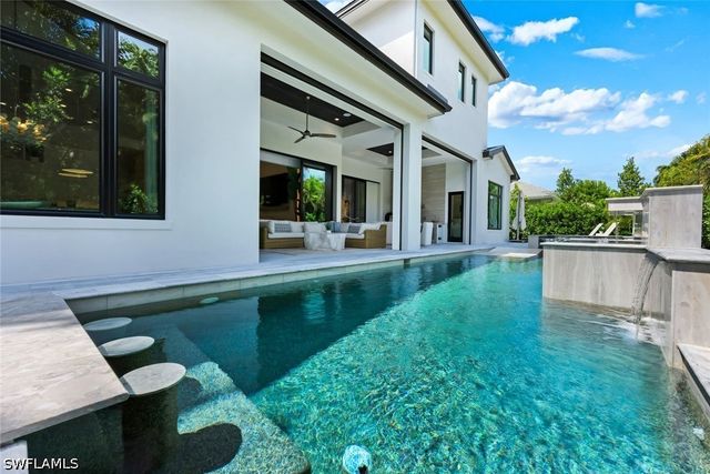 767 Park Shore DR, Naples, FL 34103