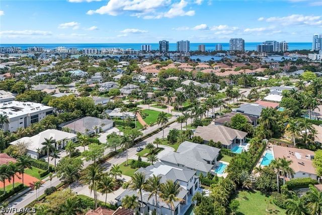 767 Park Shore DR, Naples, FL 34103