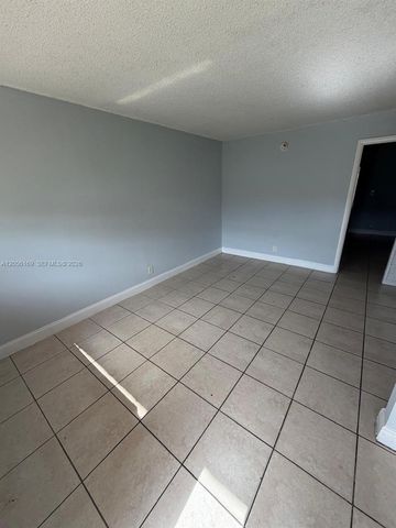 95 NE 41st St N202, Oakland Park, FL 33334