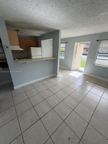95 NE 41st St N202, Oakland Park, FL 33334