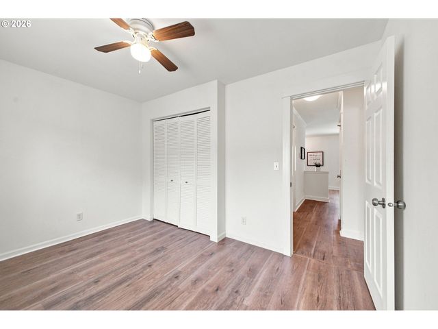 8833 N SYRACUSE St 12, Portland, OR 97203