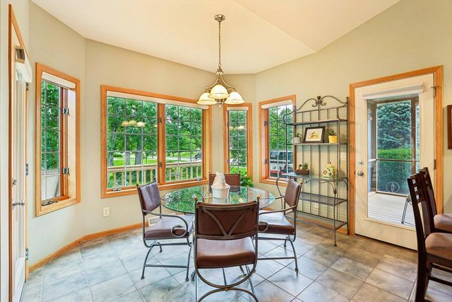 1802 Pineview Drive, Verona, WI 53593