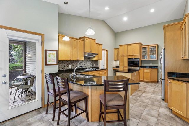 1802 Pineview Drive, Verona, WI 53593