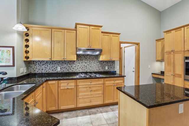 1802 Pineview Drive, Verona, WI 53593
