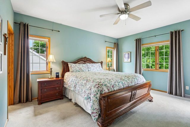 1802 Pineview Drive, Verona, WI 53593