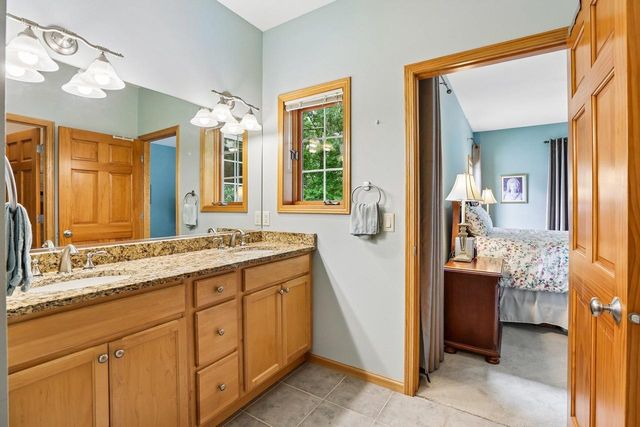 1802 Pineview Drive, Verona, WI 53593