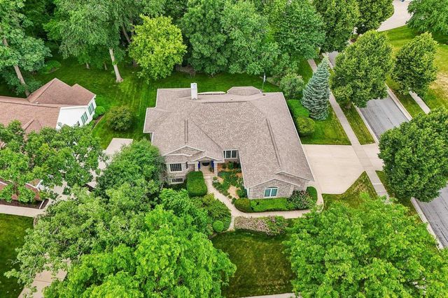 1802 Pineview Drive, Verona, WI 53593