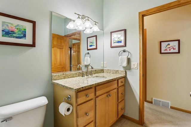 1802 Pineview Drive, Verona, WI 53593