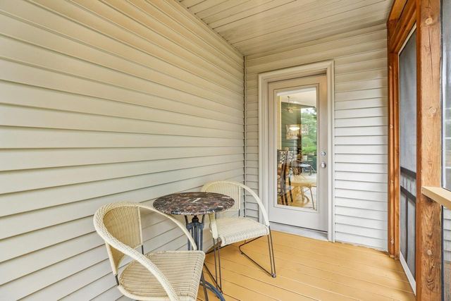 1802 Pineview Drive, Verona, WI 53593