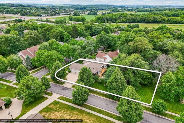 1802 Pineview Drive, Verona, WI 53593