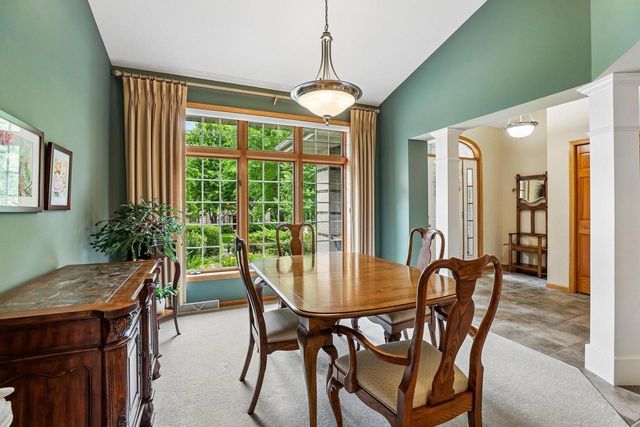 1802 Pineview Drive, Verona, WI 53593
