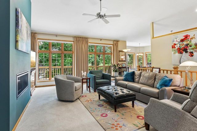 1802 Pineview Drive, Verona, WI 53593
