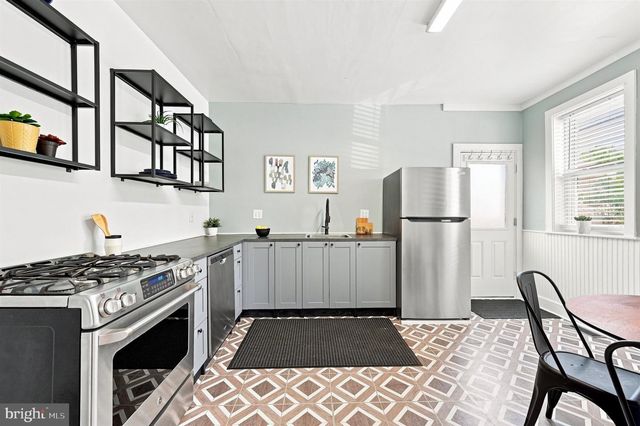 4354 DEXTER ST, Philadelphia, PA 19128