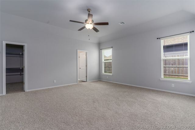 814 E Honolulu Place, Broken Arrow, OK 74012