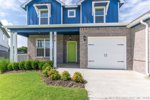 814 E Honolulu Place, Broken Arrow, OK 74012