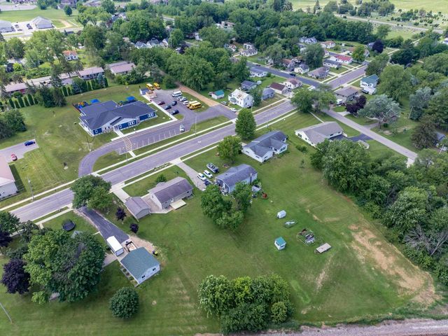 713 Martin Street, Mauston, WI 53948