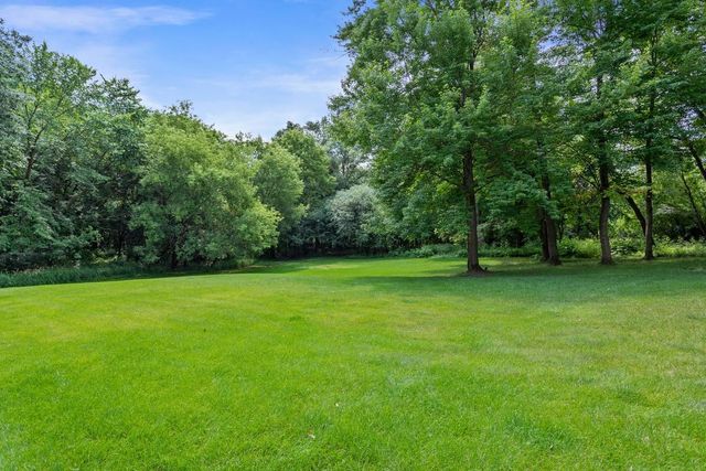 2564 Bunker Lake Boulevard NE, Andover, MN 55304