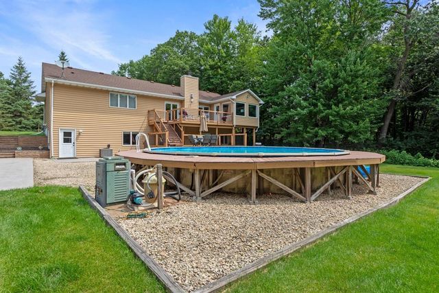 2564 Bunker Lake Boulevard NE, Andover, MN 55304