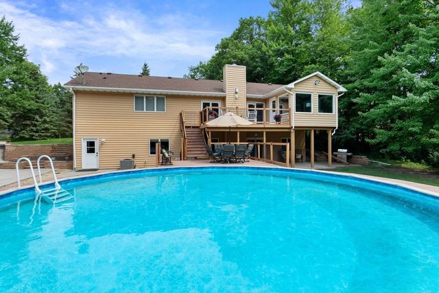 2564 Bunker Lake Boulevard NE, Andover, MN 55304