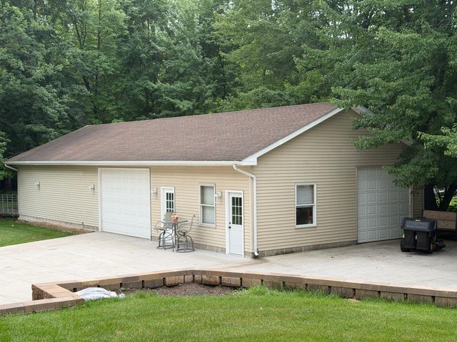 2564 Bunker Lake Boulevard NE, Andover, MN 55304
