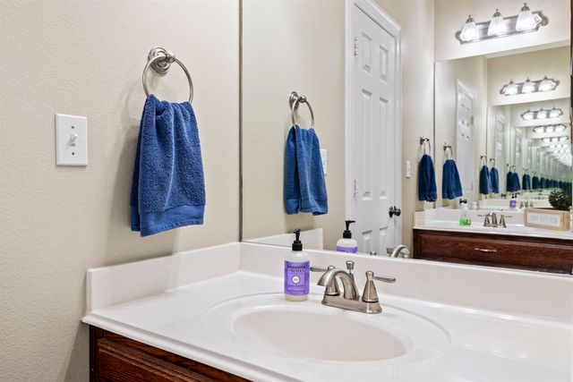 229 Stonebridge Ct., Gilmer, TX 75645