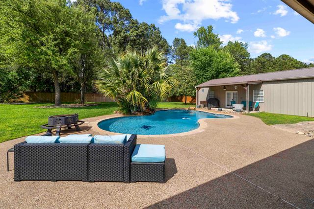 229 Stonebridge Ct., Gilmer, TX 75645