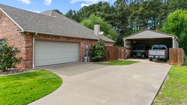229 Stonebridge Ct., Gilmer, TX 75645