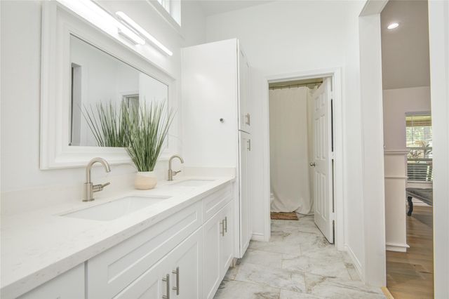 11307 Brandy Lane, Houston, TX 77044