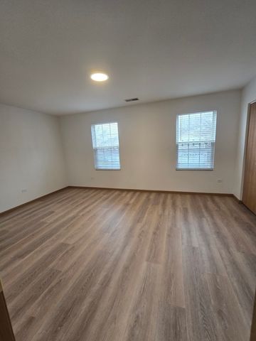 4135 Oak Tree Lane 4135, Plainfield, IL 60586