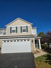 4135 Oak Tree Lane 4135, Plainfield, IL 60586