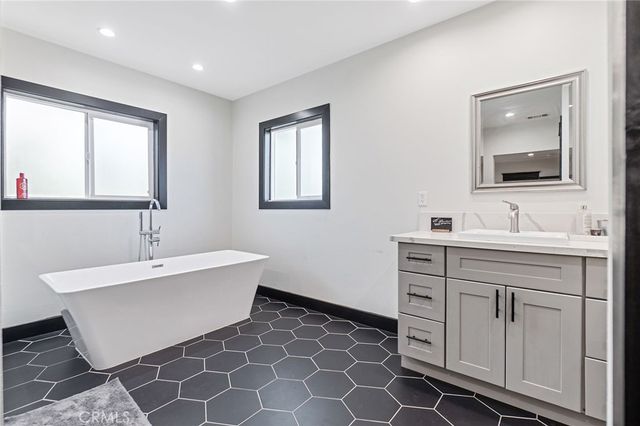 427 Magnolia, San Bernardino, CA 92405