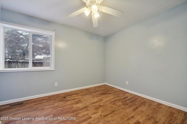 533 Community Street, Lansing, MI 48906