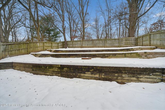 533 Community Street, Lansing, MI 48906