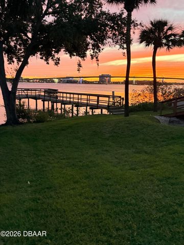 944 S Peninsula Dr Apt 501, Daytona Beach, FL 32118