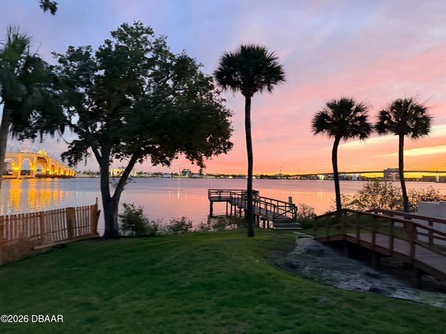 944 S Peninsula Dr Apt 501, Daytona Beach, FL 32118