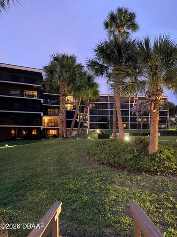 944 S Peninsula Dr Apt 501, Daytona Beach, FL 32118