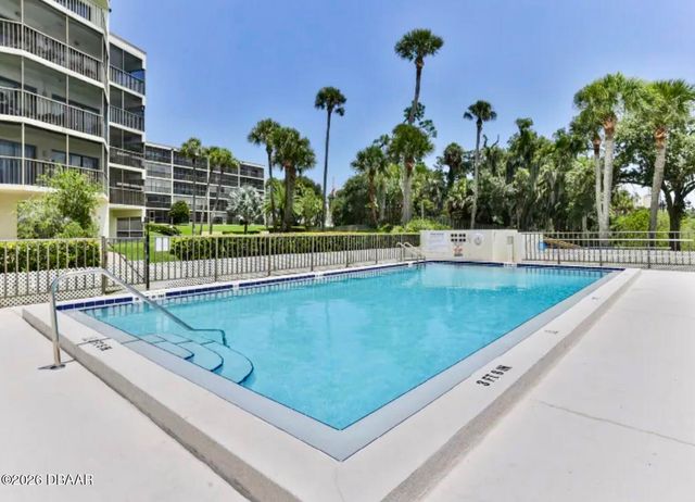 944 S Peninsula Dr Apt 501, Daytona Beach, FL 32118