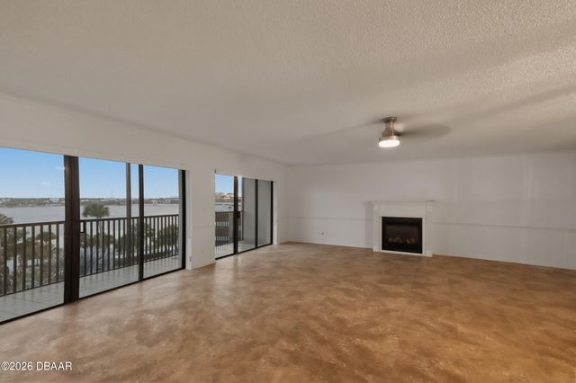 944 S Peninsula Dr Apt 501, Daytona Beach, FL 32118