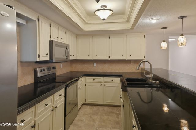 944 S Peninsula Dr Apt 501, Daytona Beach, FL 32118
