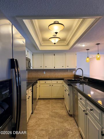 944 S Peninsula Dr Apt 501, Daytona Beach, FL 32118