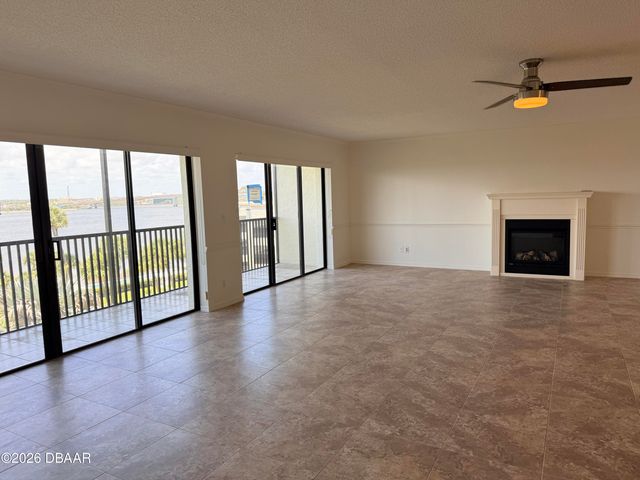 944 S Peninsula Dr Apt 501, Daytona Beach, FL 32118