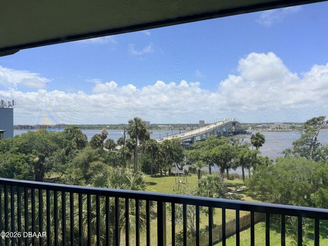 944 S Peninsula Dr Apt 501, Daytona Beach, FL 32118