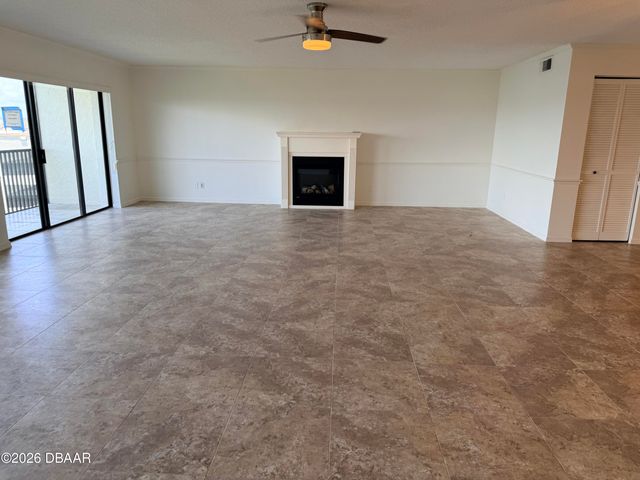 944 S Peninsula Dr Apt 501, Daytona Beach, FL 32118