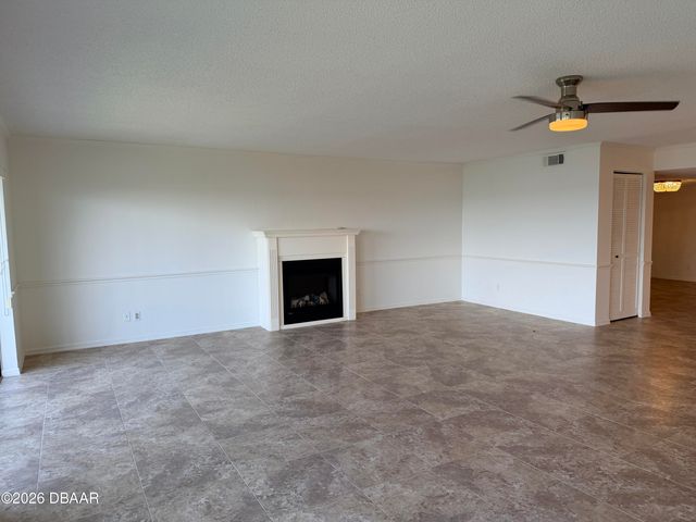 944 S Peninsula Dr Apt 501, Daytona Beach, FL 32118