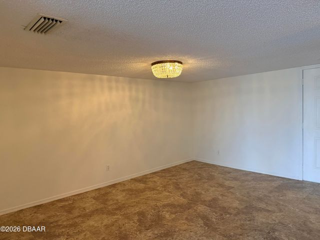 944 S Peninsula Dr Apt 501, Daytona Beach, FL 32118