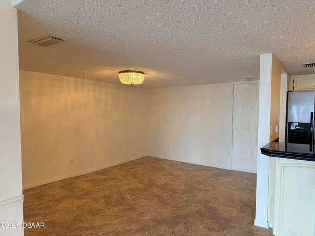 944 S Peninsula Dr Apt 501, Daytona Beach, FL 32118