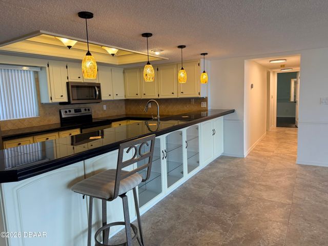 944 S Peninsula Dr Apt 501, Daytona Beach, FL 32118