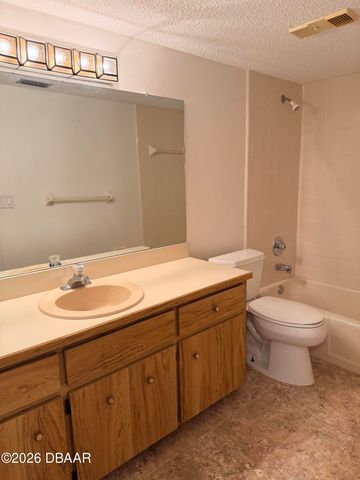944 S Peninsula Dr Apt 501, Daytona Beach, FL 32118
