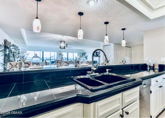 944 S Peninsula Dr Apt 501, Daytona Beach, FL 32118