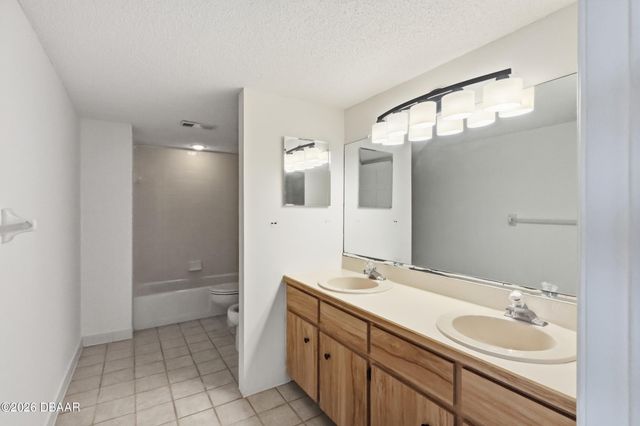 944 S Peninsula Dr Apt 501, Daytona Beach, FL 32118